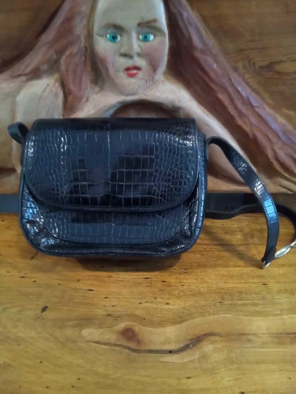 Leather Co. by Liz Claiborne Vintage Black Crocodile Embossed Flap Crossbody Bag